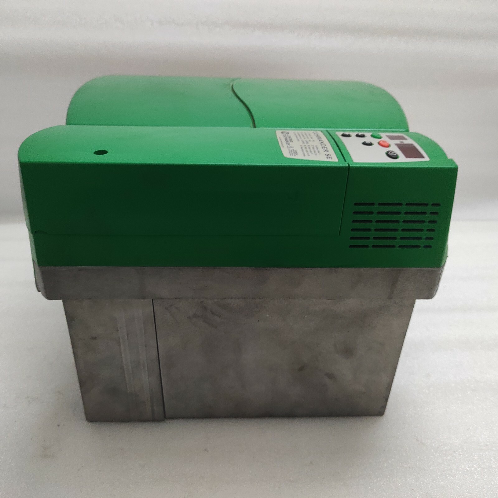 CONTROL TECHNIQUES COMMANDER SE SE53402200 22KW INVERTER DRIVE 380-480VAC - Image 6