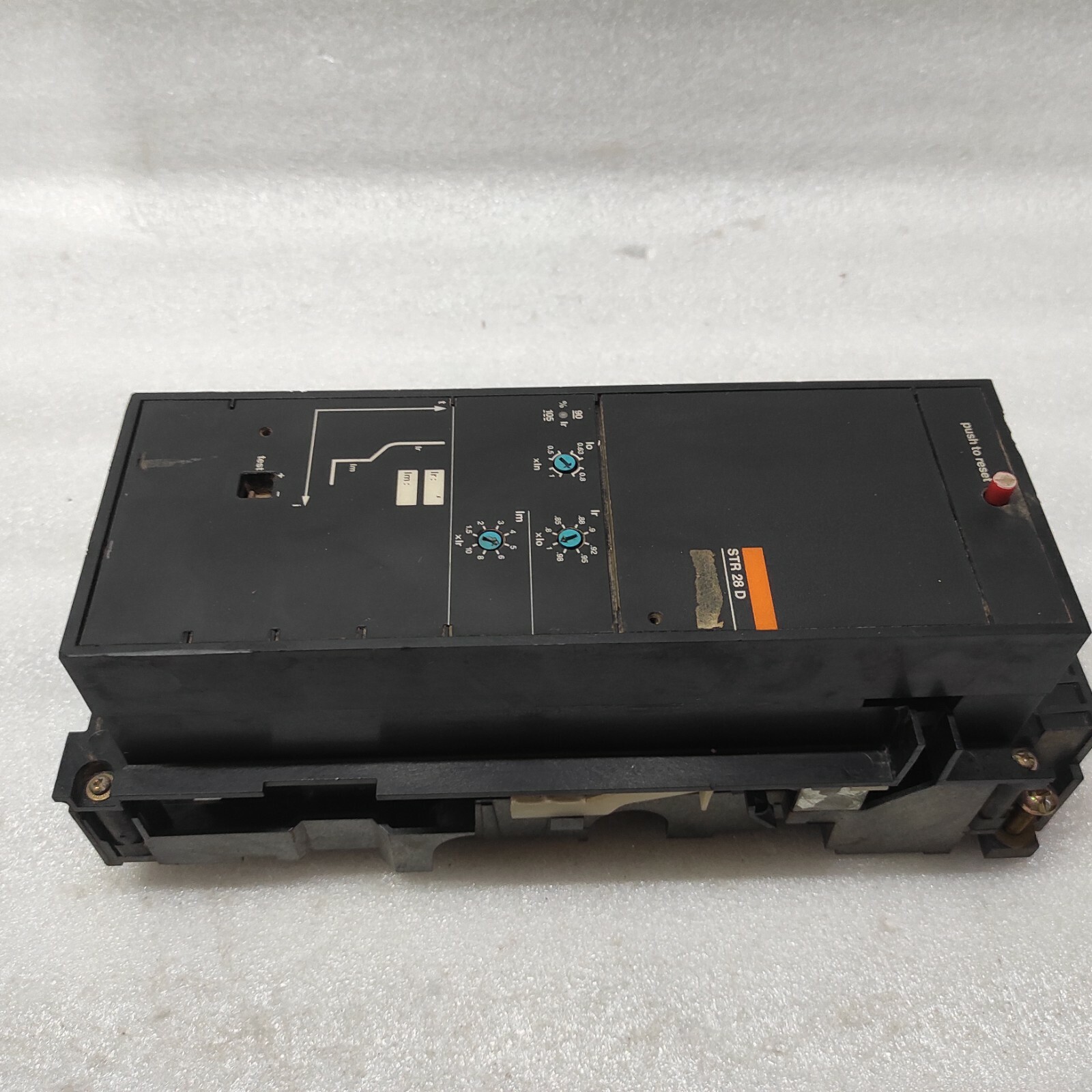 MERLIN GERIN STR28D MASTERPACT FOR CIRCUIT BREAKER 5000A - Image 2