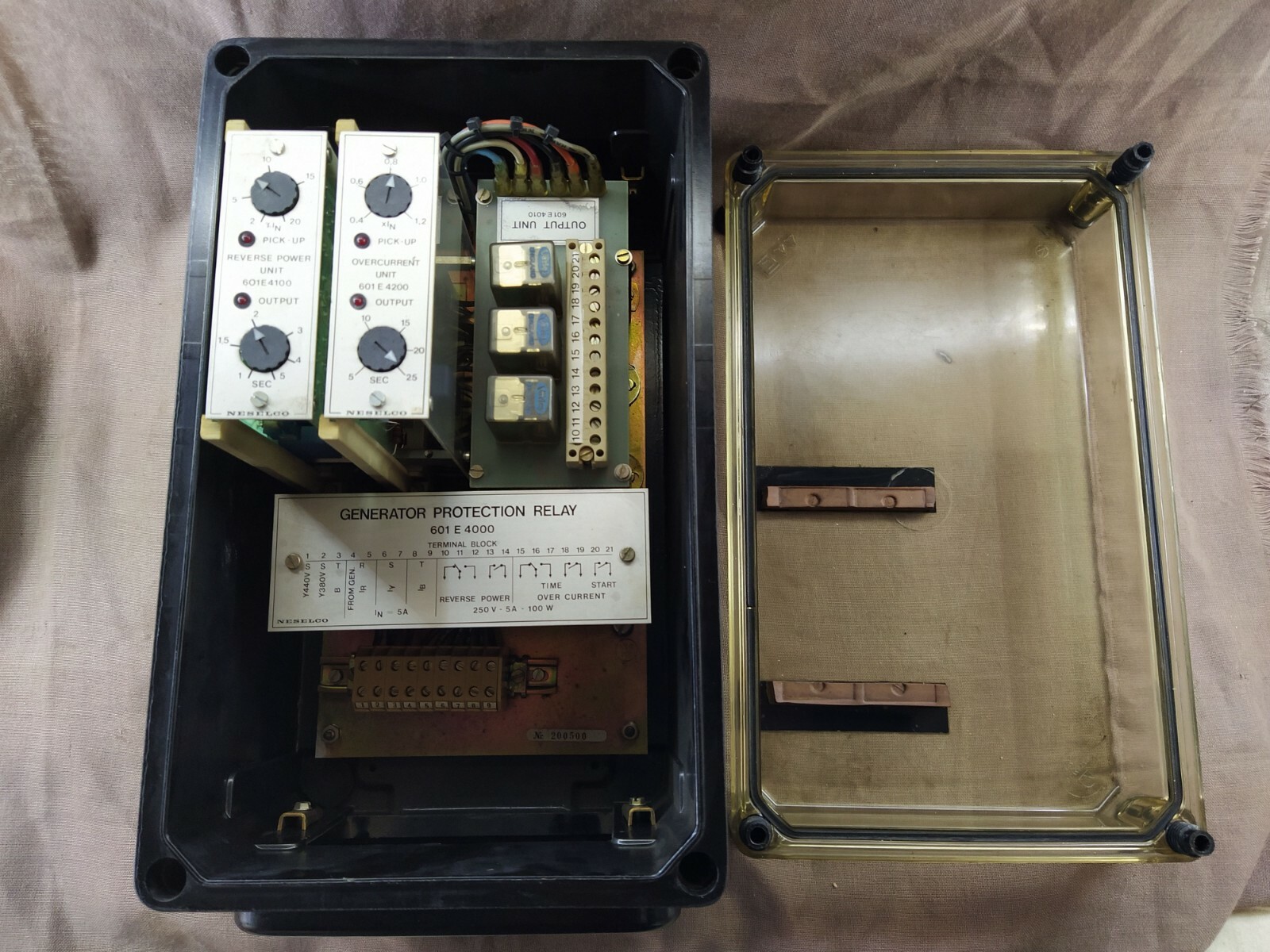Neselco 601 E 4000 Generator Protection Relay 601E4000 - Image 2