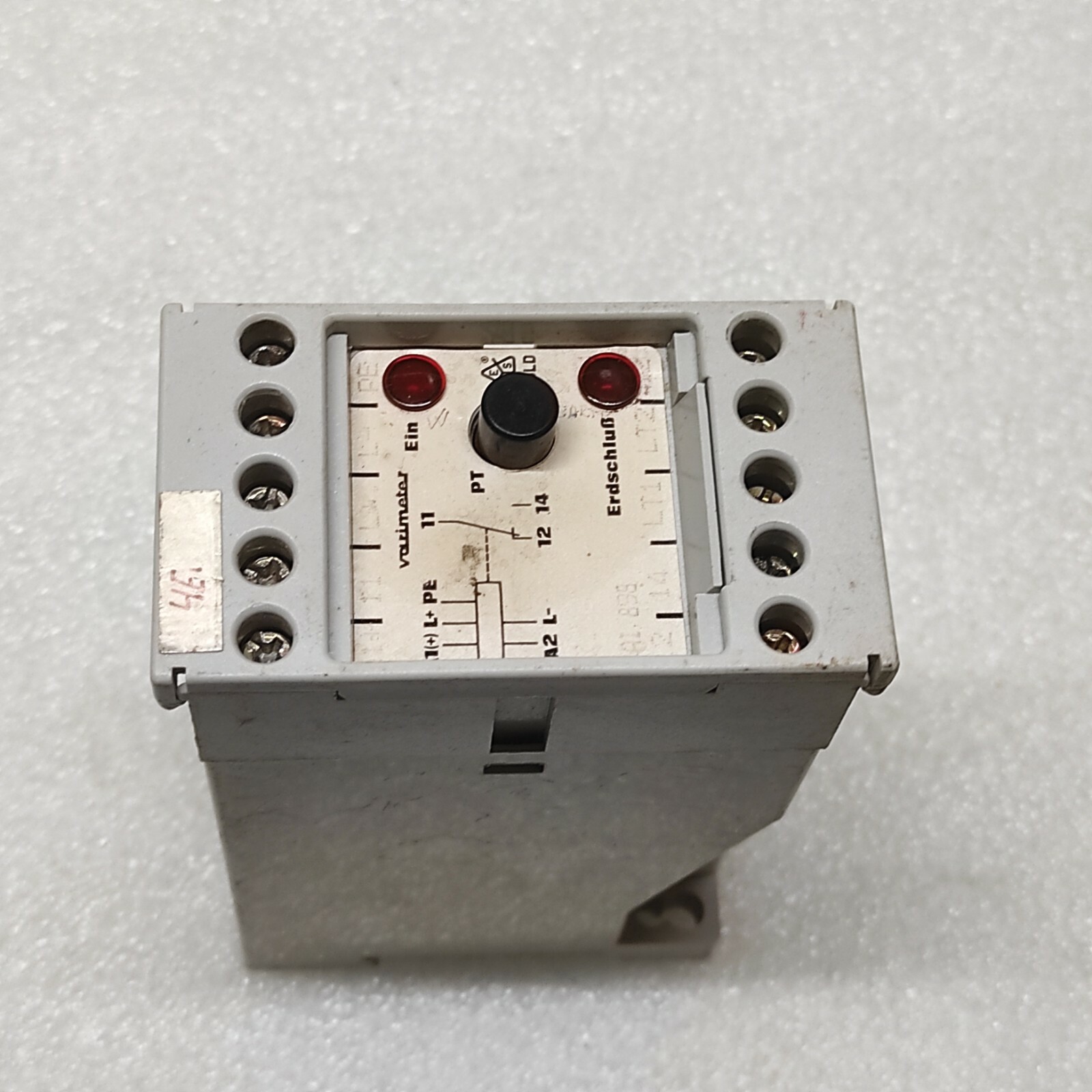 DOLD AI 898/20 VOLT METER DC 24V - Image 2