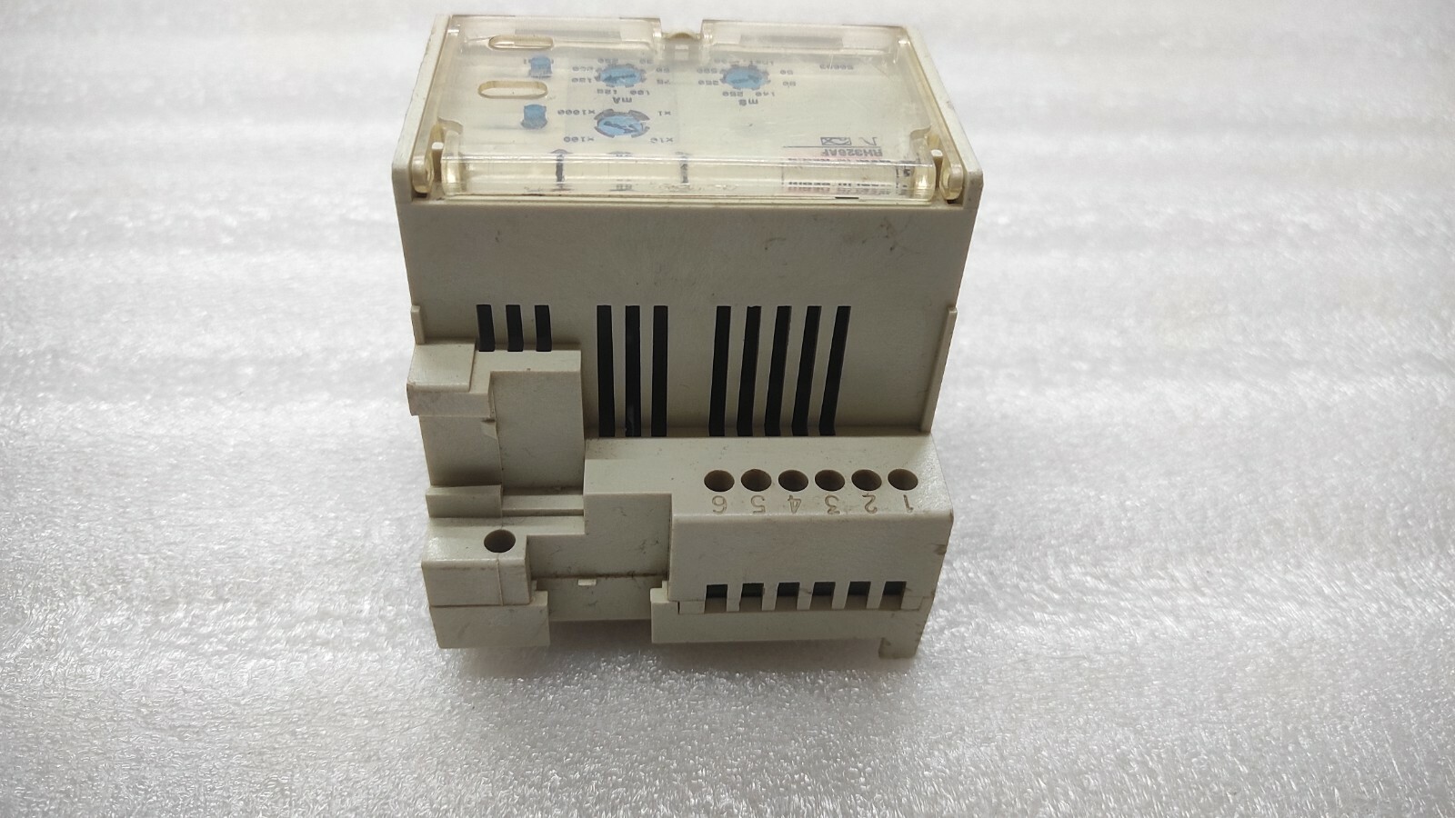 MERLIN GERIN VIGIREX RH328AP RELAY - Image 5