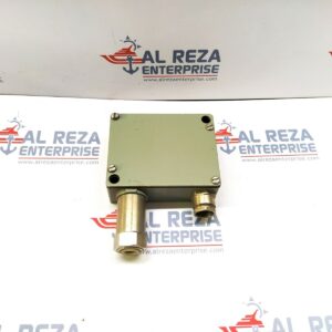 TRAFAG 8202.84.2210 TRANSMITTER 400 BAR 12-34V DC