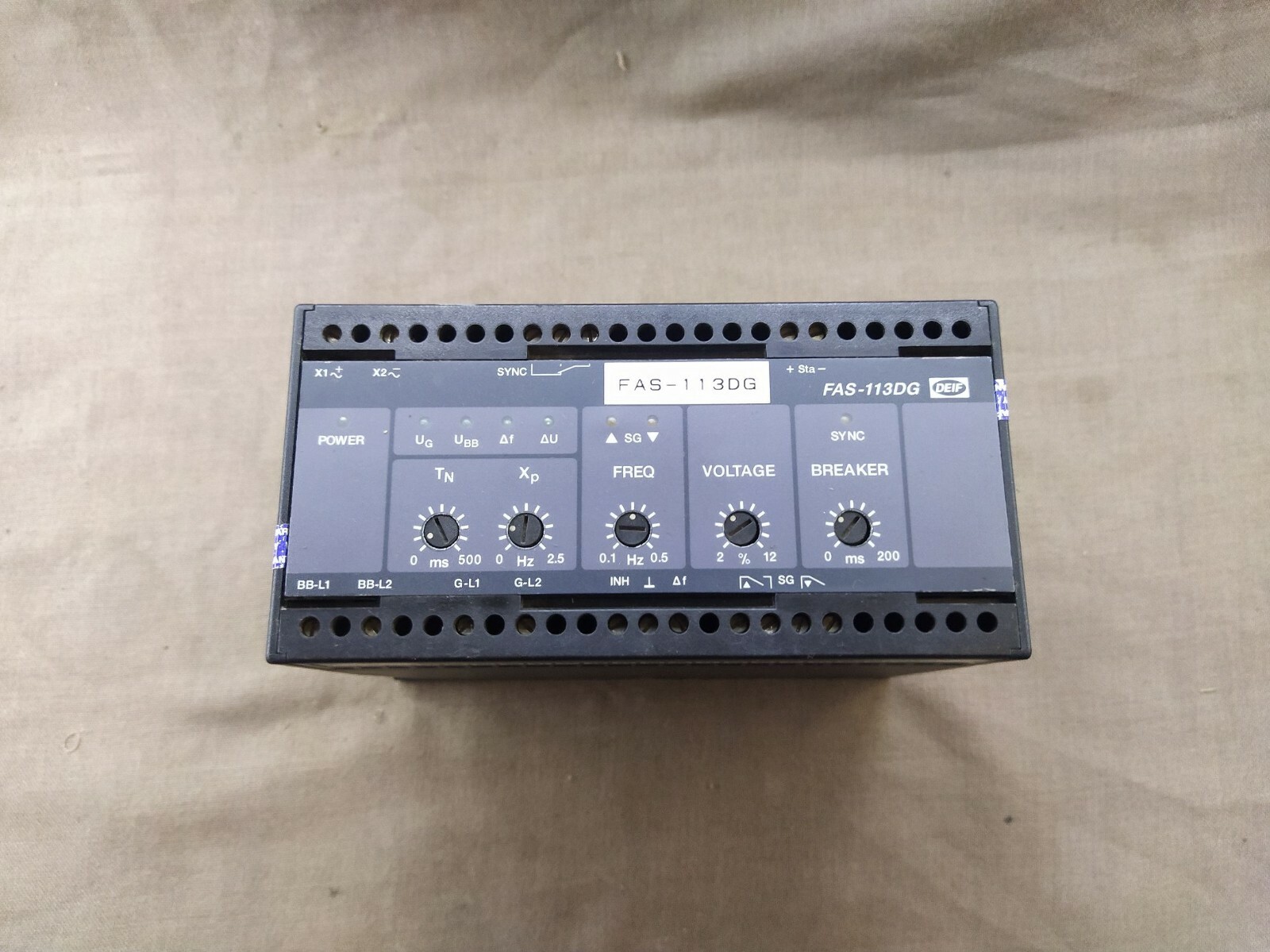 Deif FAS-113DG Synchronisation & Circuit Breaker Closing 243989.10 220V AC - Image 3