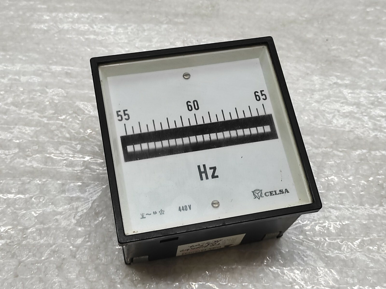Celsa Frequency Counter Meter 440V 55-65 Hz - Image 2