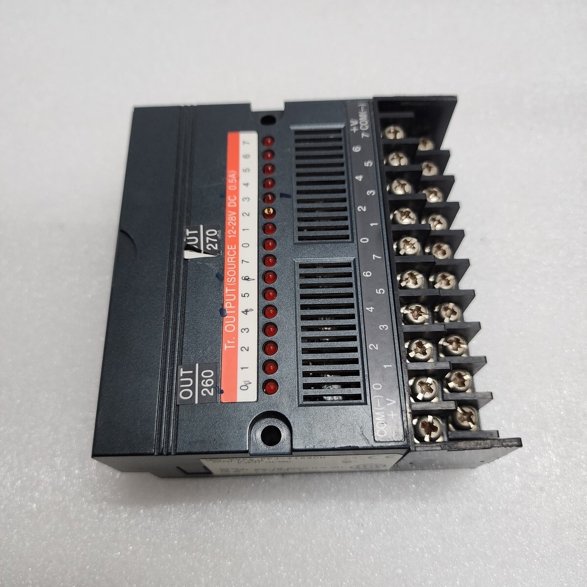 IDEC PFJ-T162CU 16-TRANSISTOR OUTPUT UNIT - Image 2