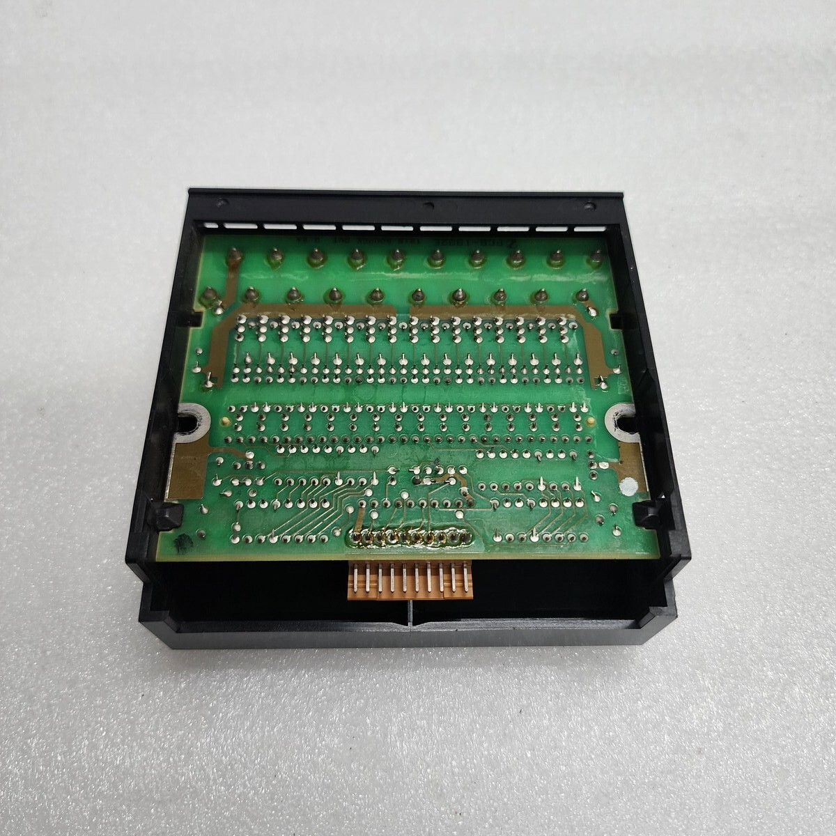 IDEC PFJ-T162CU 16-TRANSISTOR OUTPUT UNIT - Image 5