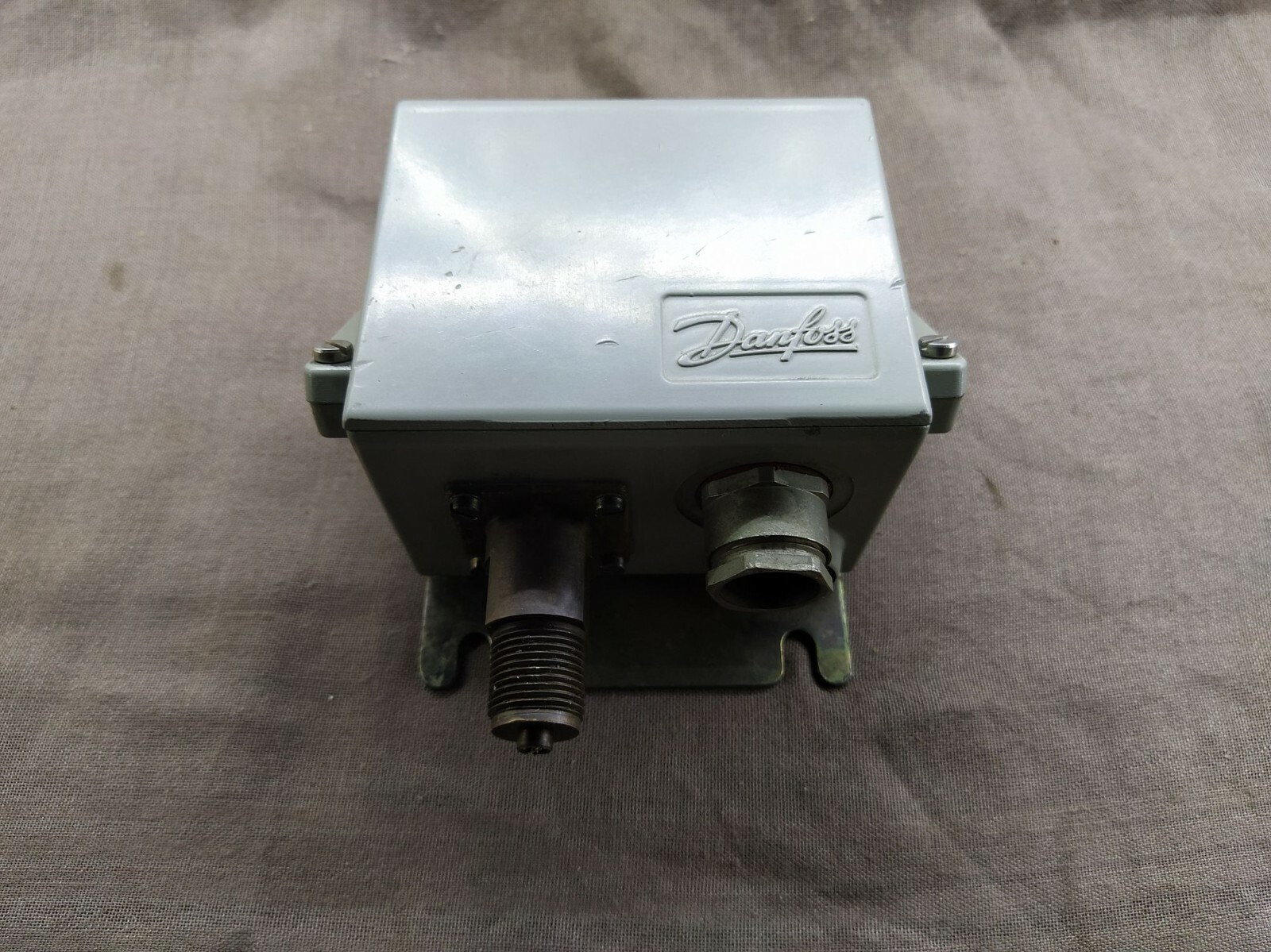 Danfoss KPS 35 060-3100 086 Pressure Switch - Image 2