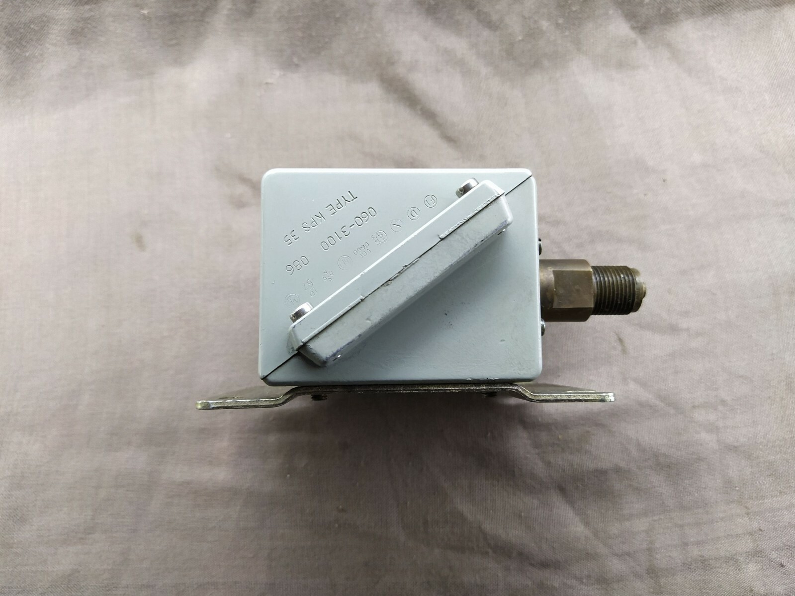 Danfoss KPS 35 060-3100 086 Pressure Switch - Image 3