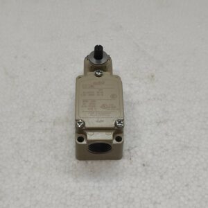 AZBIL 1LS-J553 LIMIT SWITCH NEMA A300