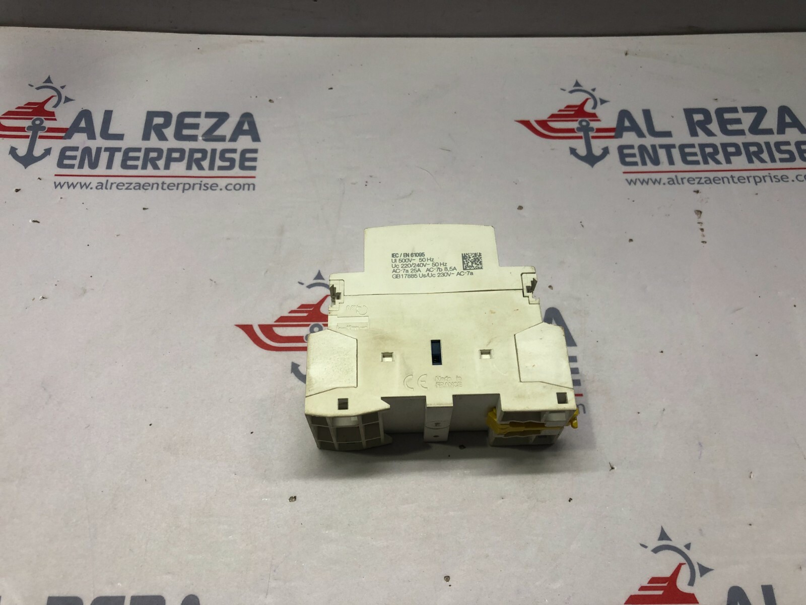 SE A9C20838 ICT 25A 2NO 2NC 220-240V CONTACTOR - Image 3