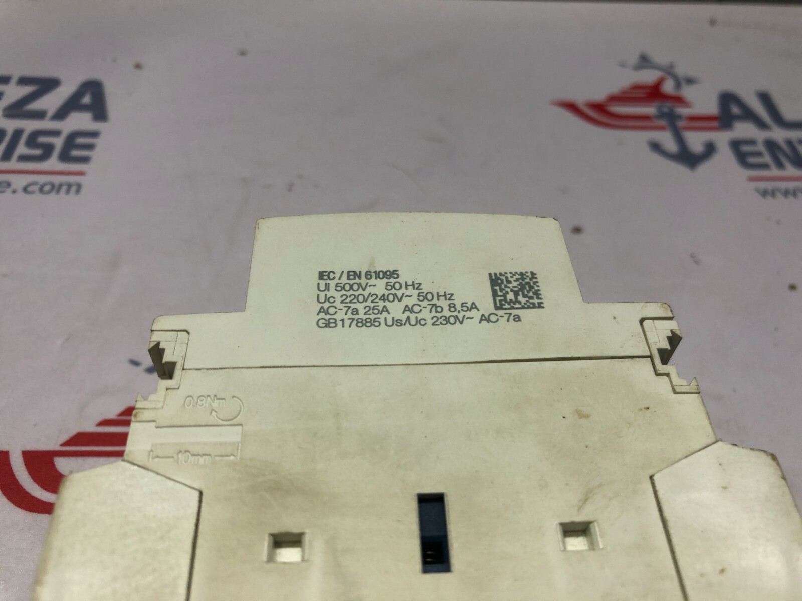 SE A9C20838 ICT 25A 2NO 2NC 220-240V CONTACTOR - Image 4