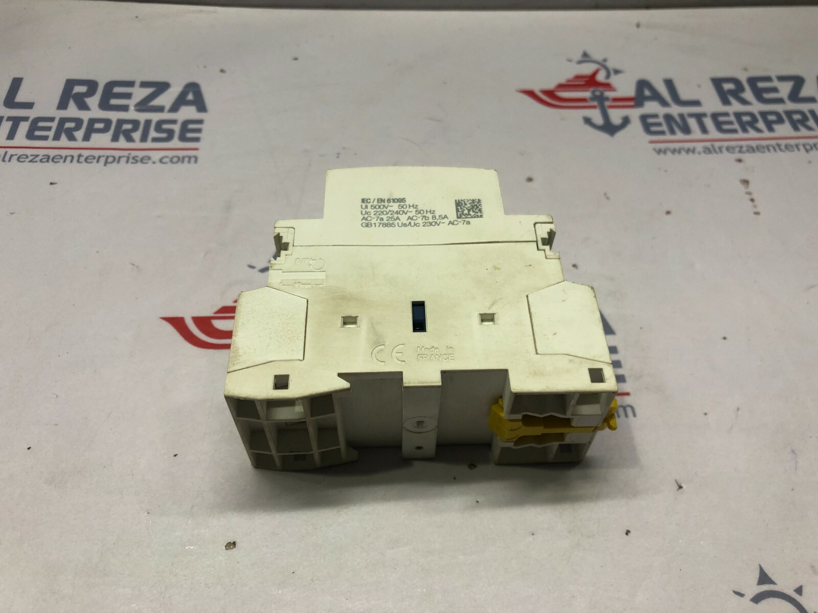 SE A9C20838 ICT 25A 2NO 2NC 220-240V CONTACTOR - Image 7