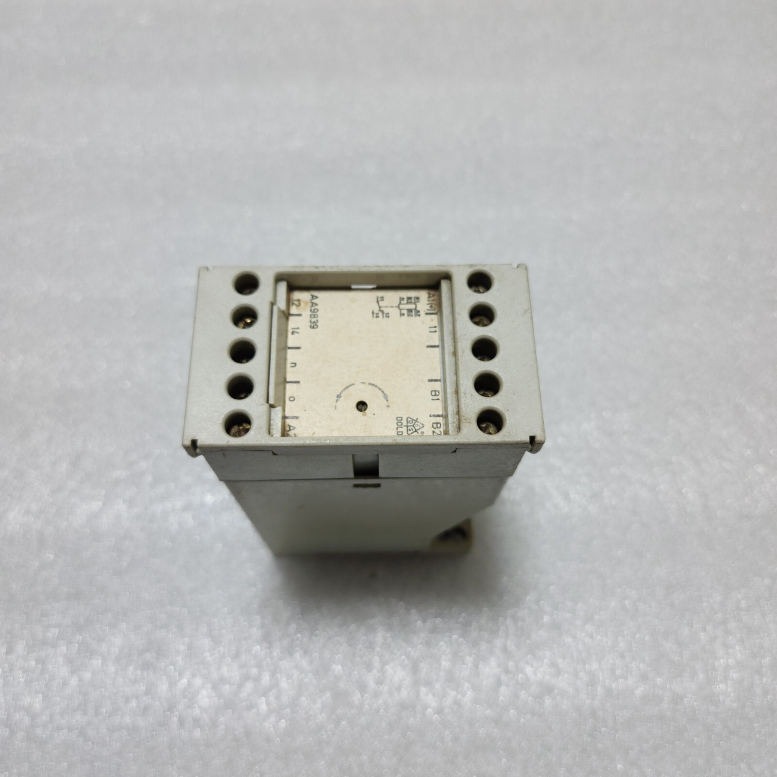 DOLD AA 9839.11 TIMER RELAY 24VDC - Image 2