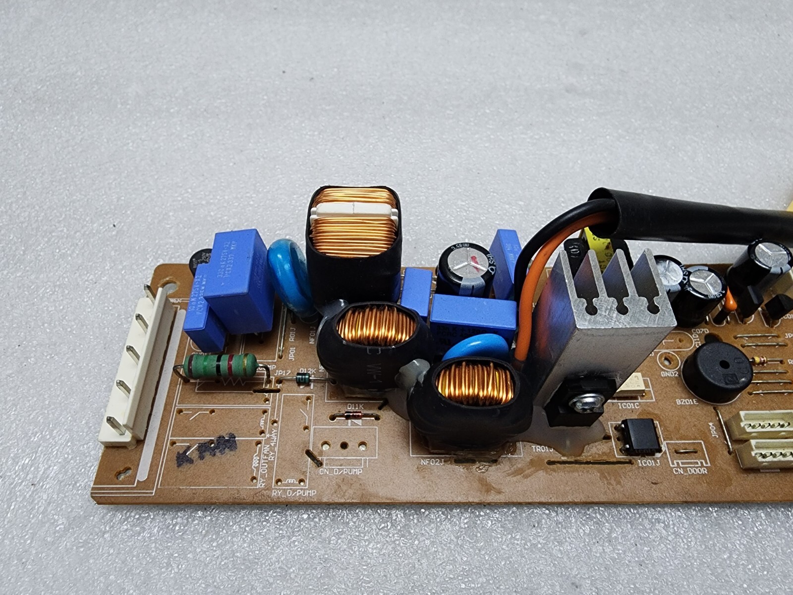 LG 6871A10186F AC CONTROLLER - Image 4