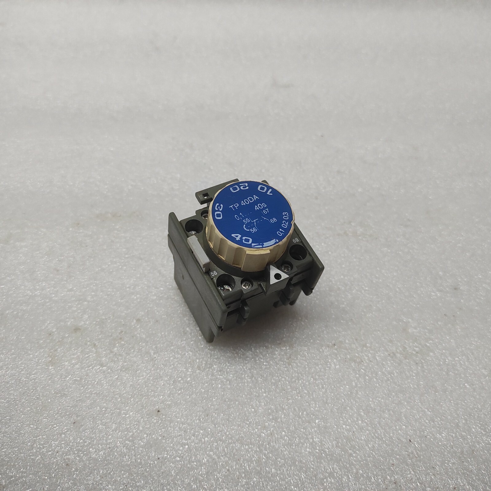ABB TP40DA CONTACTOR TIMER 1SBN020300R1000 0.1-40SEC