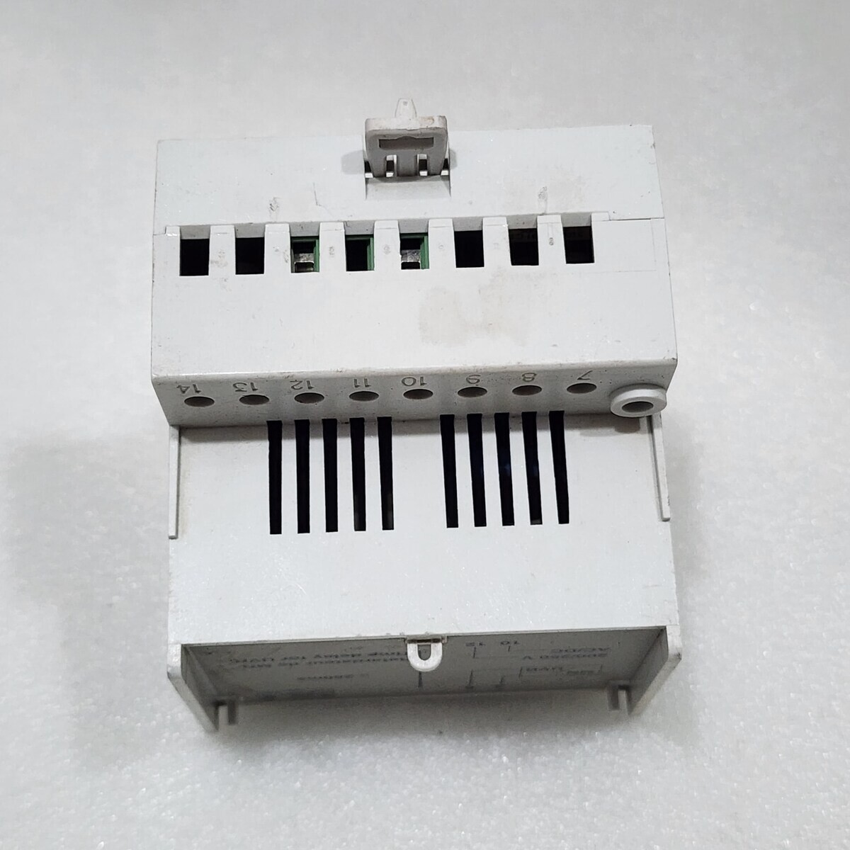 33685 NON-ADJUSTABLE TIME DELAY RELAY FOR VOLTAGE RELEASE MK 200-250V AC/DC - Image 4