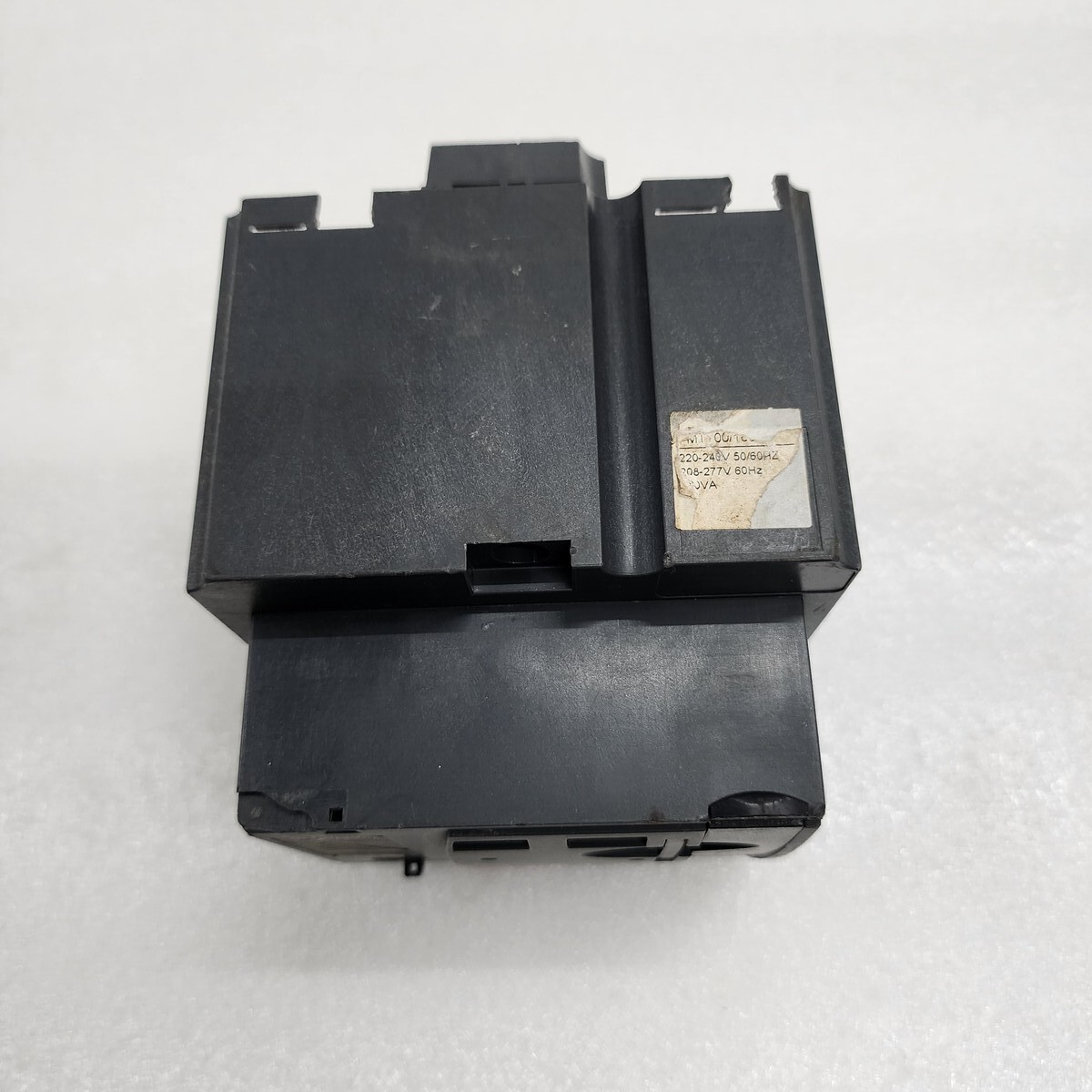 NSX 100B MOTOR OPERATOR 100A - Image 4