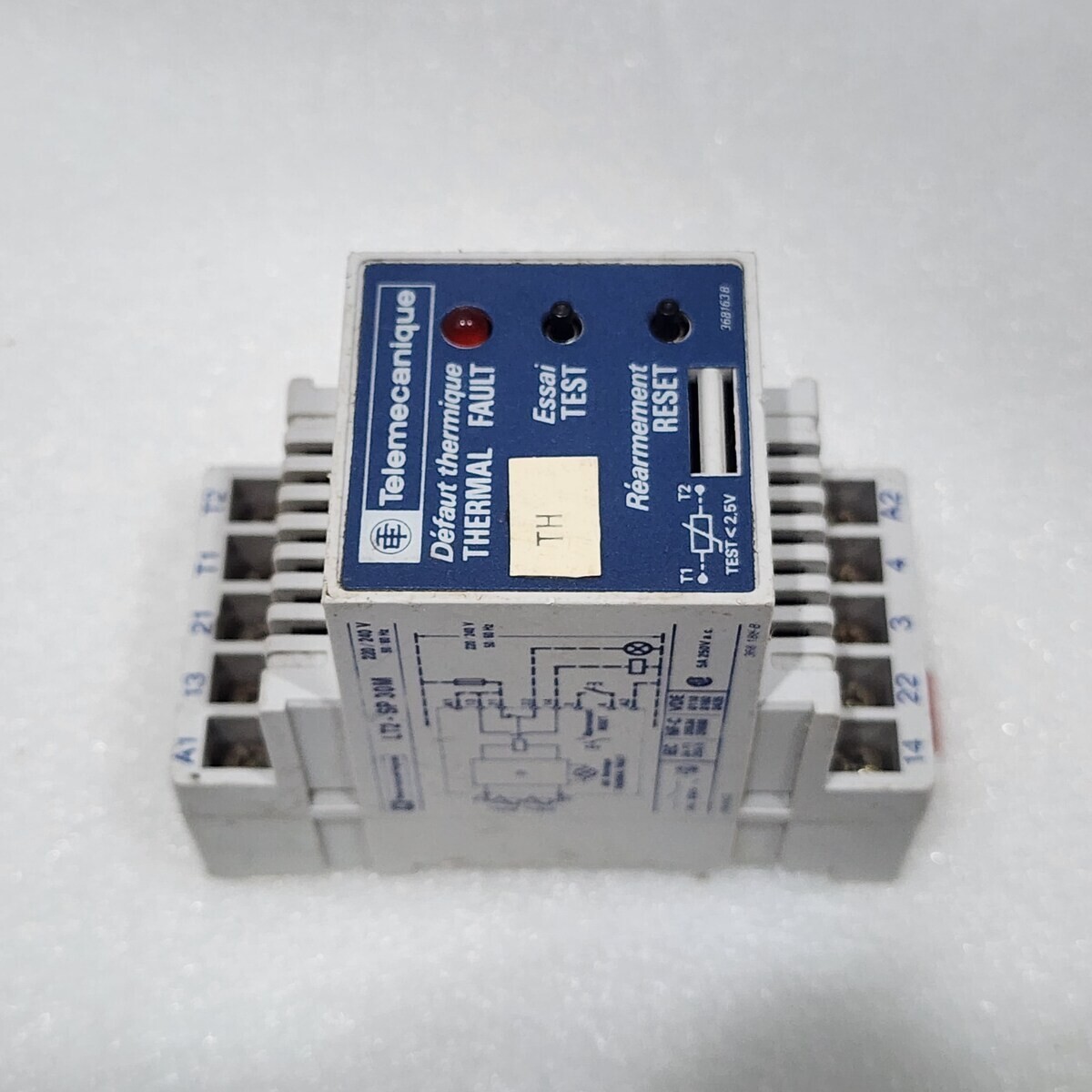 LT2-SP 30M THERMISTOR PROTECTION RELAY 220-240V 368163B - Image 2