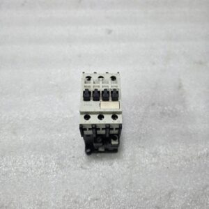 SIEMENS 3TF3200 AC CONTACTOR 3-POLE 230V 50/60HZ