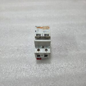 MERLIN GERIN MULTI9 C32N D10A 2P DOUBLE POLE 10A MINIATURE CIRCUIT BREAKER MCB 3