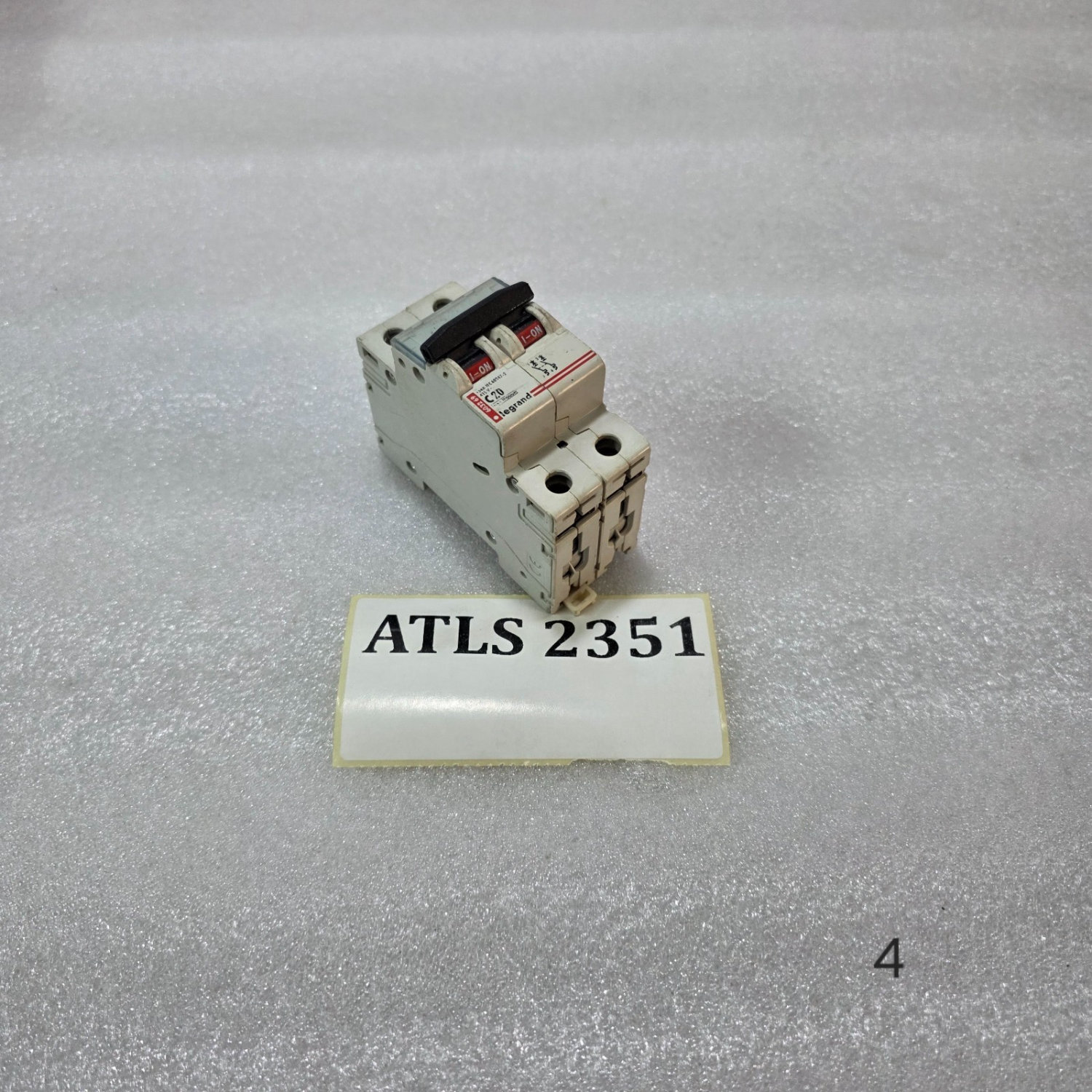 LEGRAND C20 2 POLE MCB 20A 415V 10KA MINIATURE CIRCUIT BREAKER - Image 5