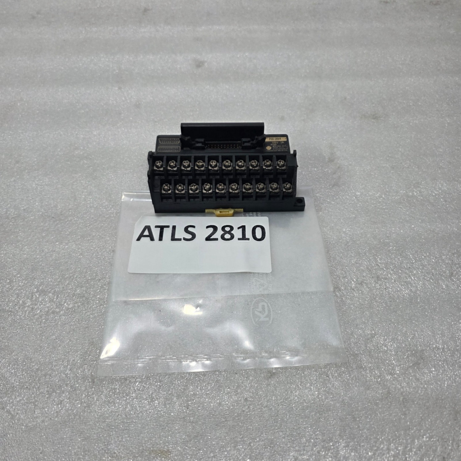 YOSHIDA ELEC PSD-20V3 PLC I/O TERMINAL BLOCK BOARD 20 POINT 125V 1A - Image 7