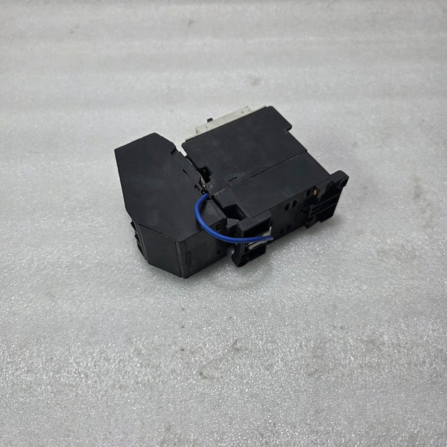 SIEMENS 3TF32 + 3UA5200-1J DOL MOTOR STARTER — 3 POLE CONTACTOR 6.3-10A - Image 5