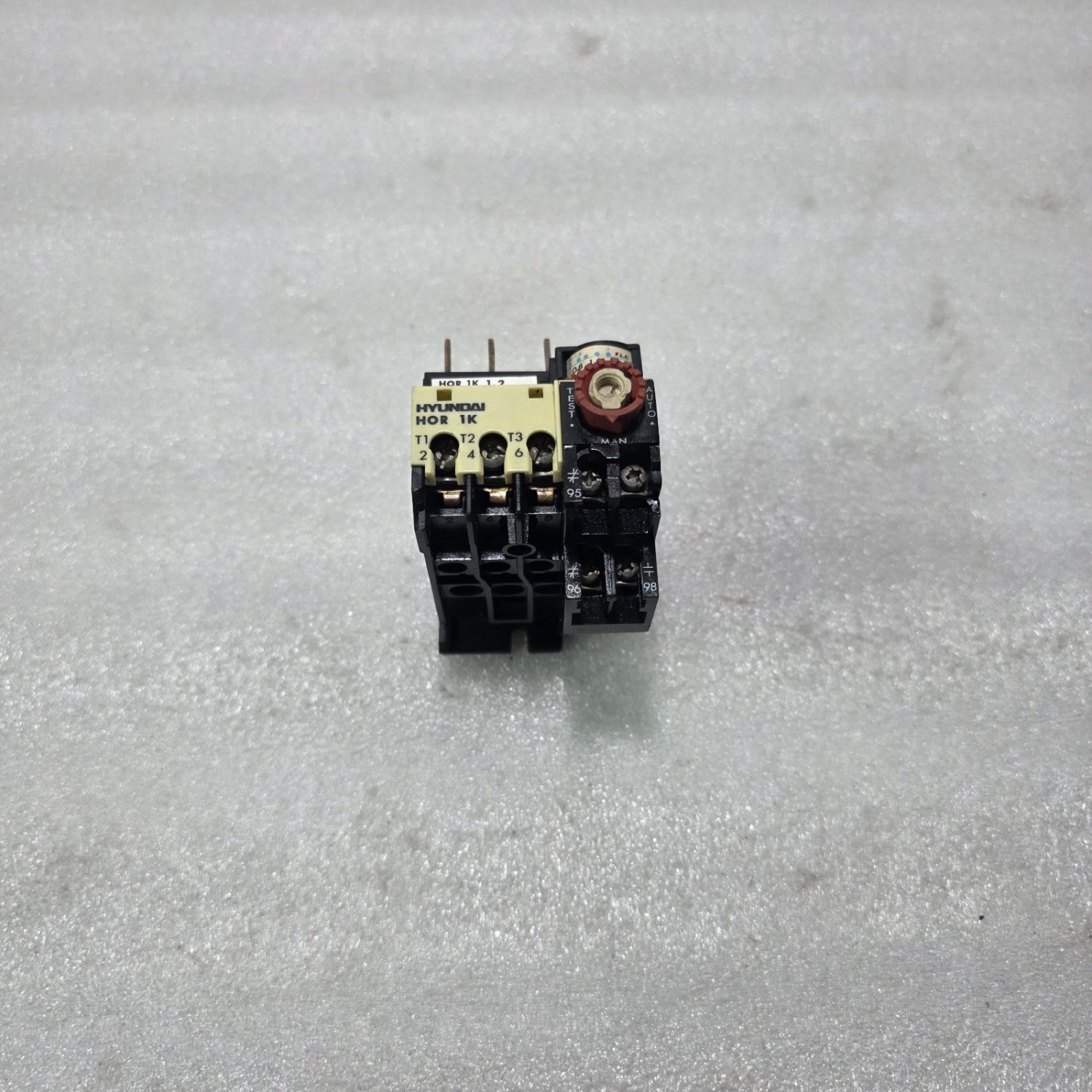 HYUNDAI HOR 1K 1.2 THERMAL OVERLOAD RELAY 3 POLE 0.8-1.2A (FLC DIAL)