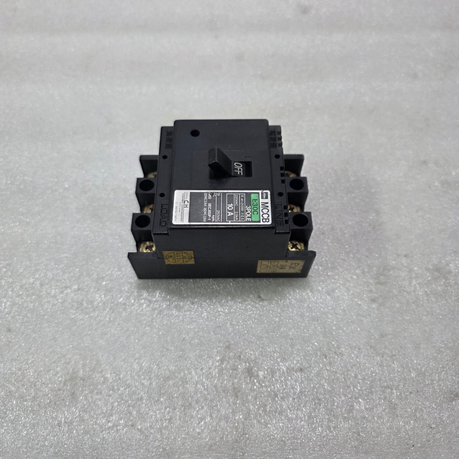 FUJI ELECTRIC E30C MCCB 3P 10A 250VAC 2.5KA MOULDED CASE CIRCUIT BREAKER - Image 2