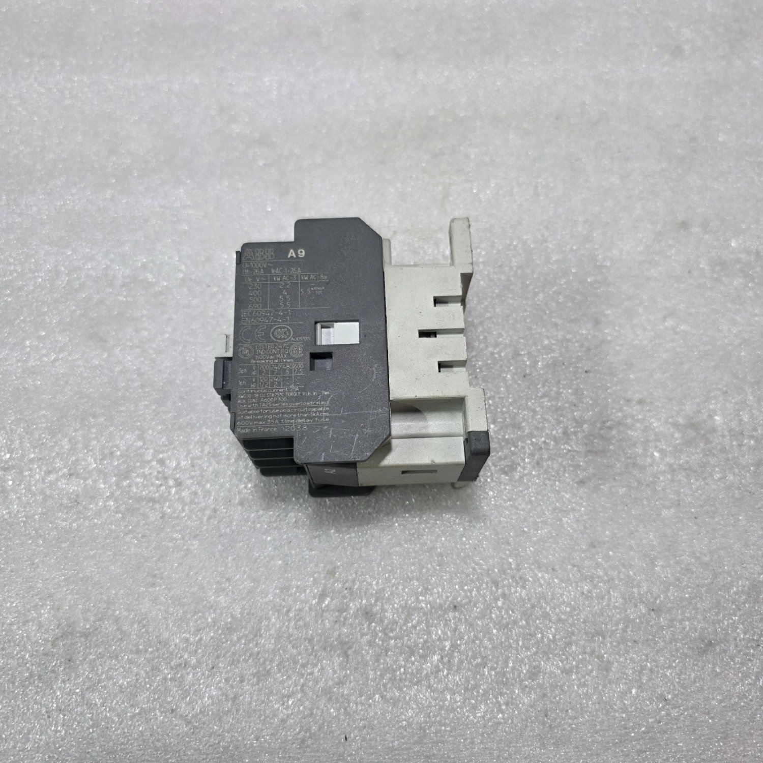 ABB A9-30-10 3 POLE CONTACTOR 9A 24VAC COIL 3NO 1NO AUX IEC 60947-4-1 - Image 3