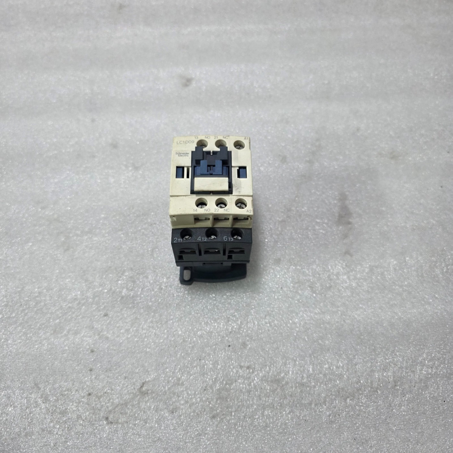 S ELECTRIC LC1D09 3 POLE CONTACTOR 9A 1NO 1NC AUX TESYS D IEC 60947-4-1