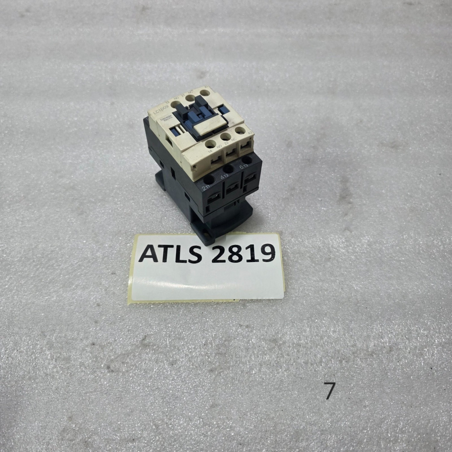 S ELECTRIC LC1D09 3 POLE CONTACTOR 9A 1NO 1NC AUX TESYS D IEC 60947-4-1 - Image 5