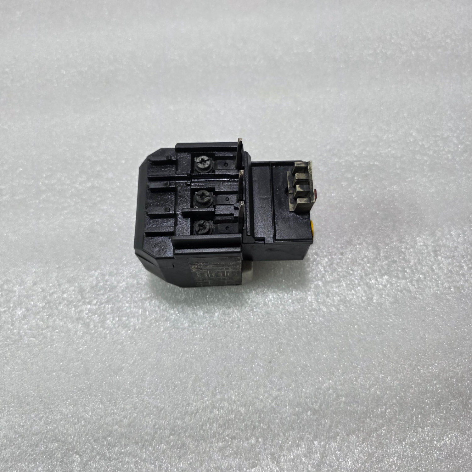 MOELLER ZB65-24 THERMAL OVERLOAD RELAY 16-24A 690V IEC/EN 60947 - Image 4