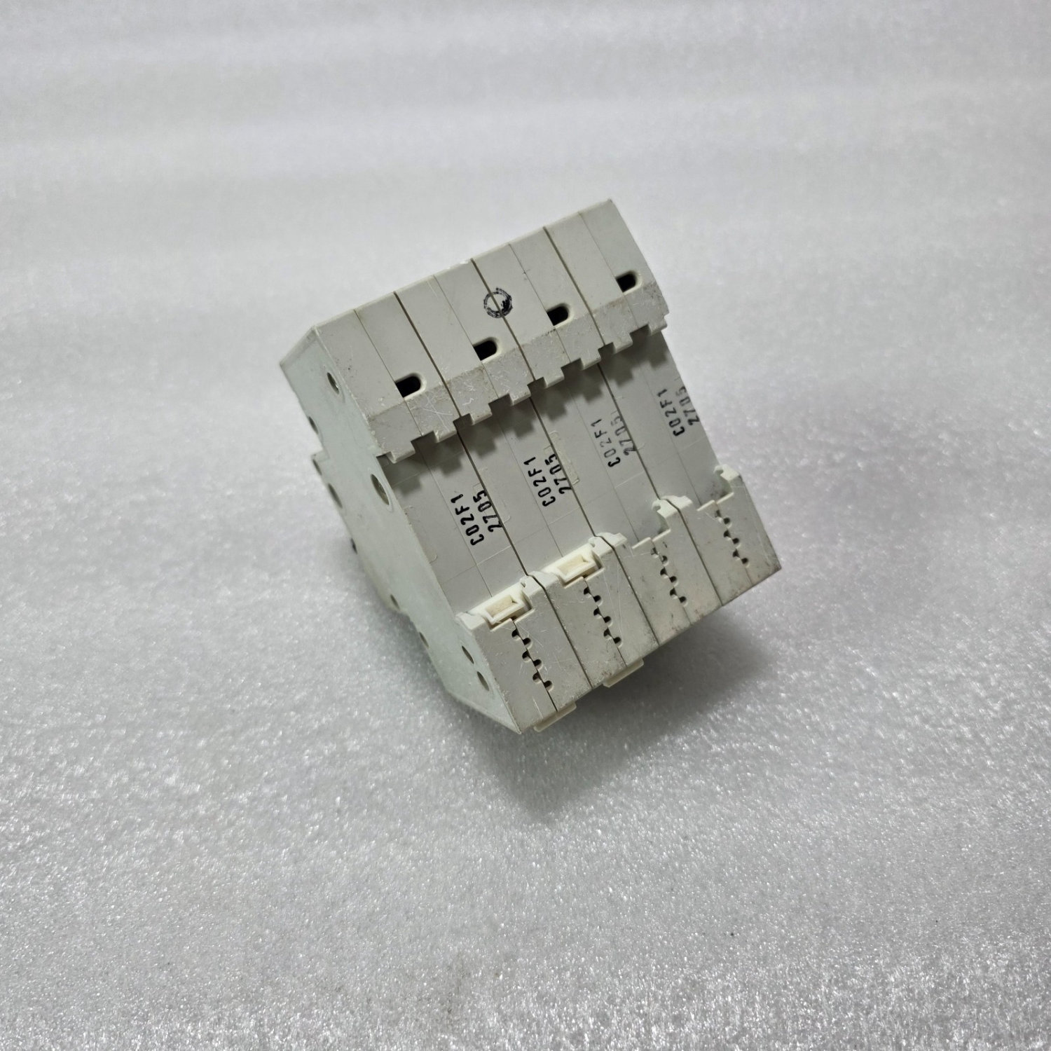 SIEMENS 5SJ6602 4P 2A CURVE C 400V 6KA MCB MINIATURE CIRCUIT BREAKER - Image 5
