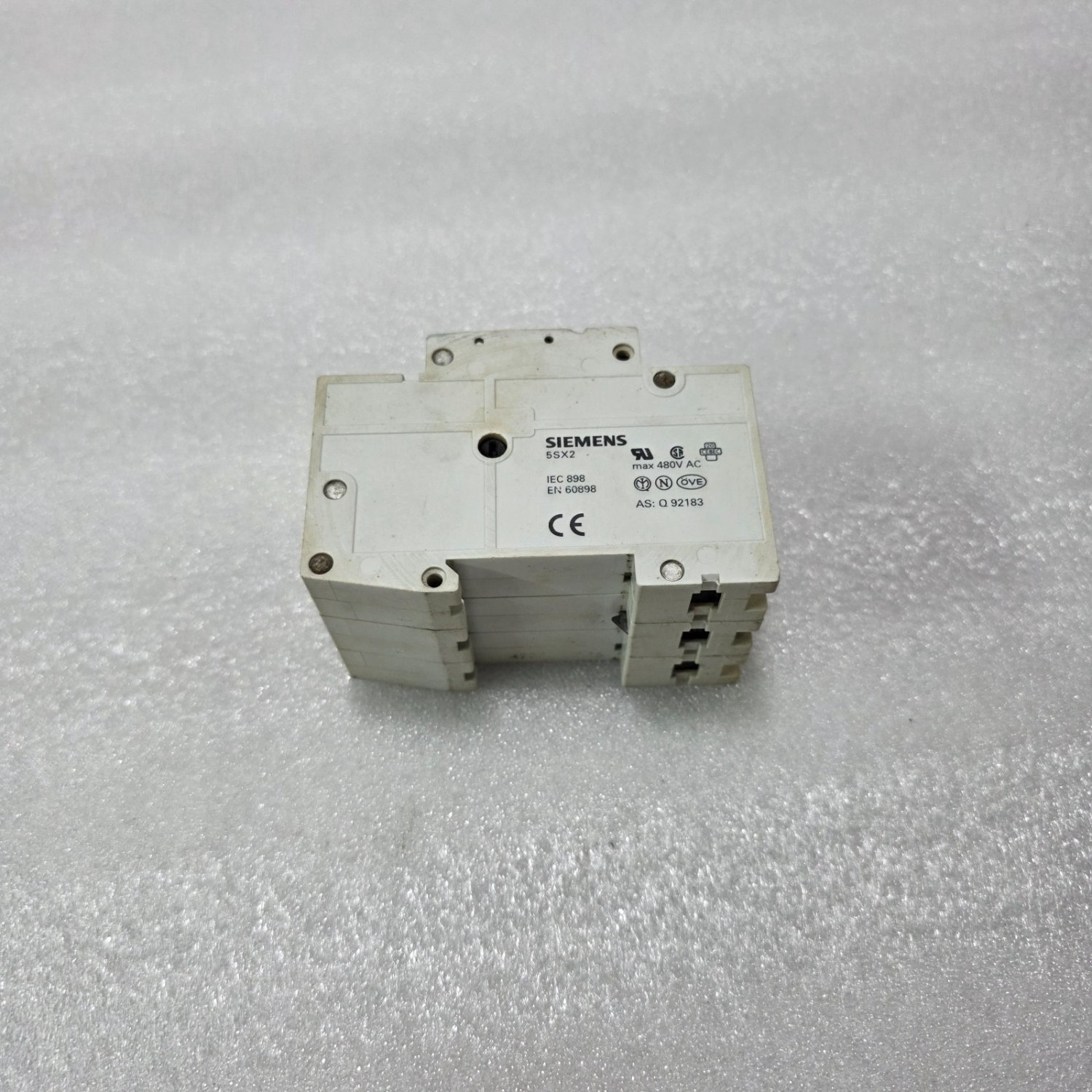 SIEMENS 5SX2316-7 3P 16A CURVE B 400/480V 6KA MCB MINIATURE CIRCUIT BREAKER - Image 3