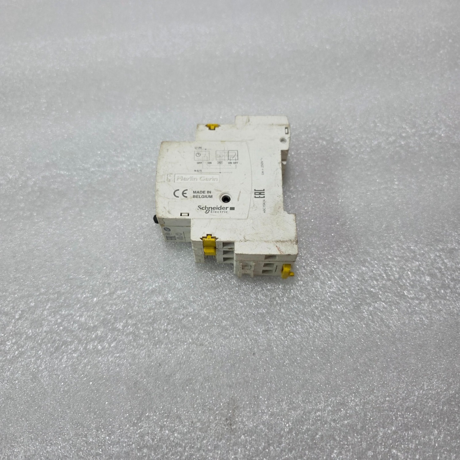 S ELECTRIC ITL 16AX 230V IMPULSE LATCHING RELAY IEC/EN 60669-2-2 - Image 4