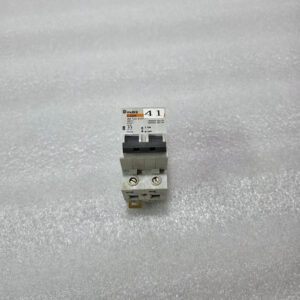 MERLIN GERIN MULTI9 C32H 2P 32A TYPE U 380/415V AC 10KA MCB MINIATURE CIRCUIT BR