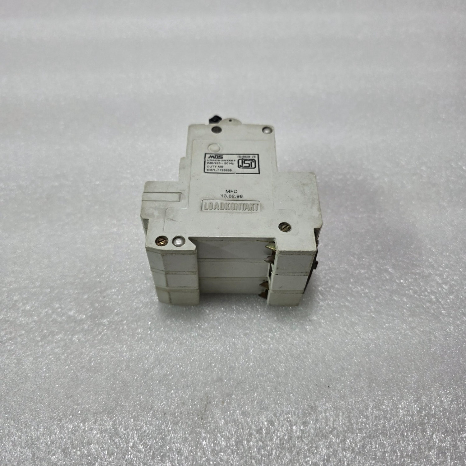 MDS LOADKONTAKT K 04 A 3P 4A 240/415V 9KA MCB MINIATURE CIRCUIT BREAKER ISI MARK - Image 3