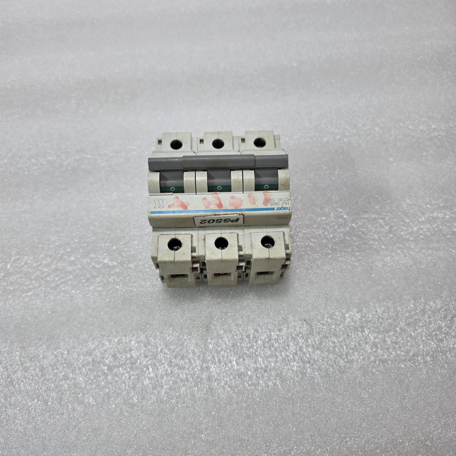 HAGER HLF390S C100 3P 100A CURVE C 400V 10KA MCB MINIATURE CIRCUIT BREAKER - Image 3