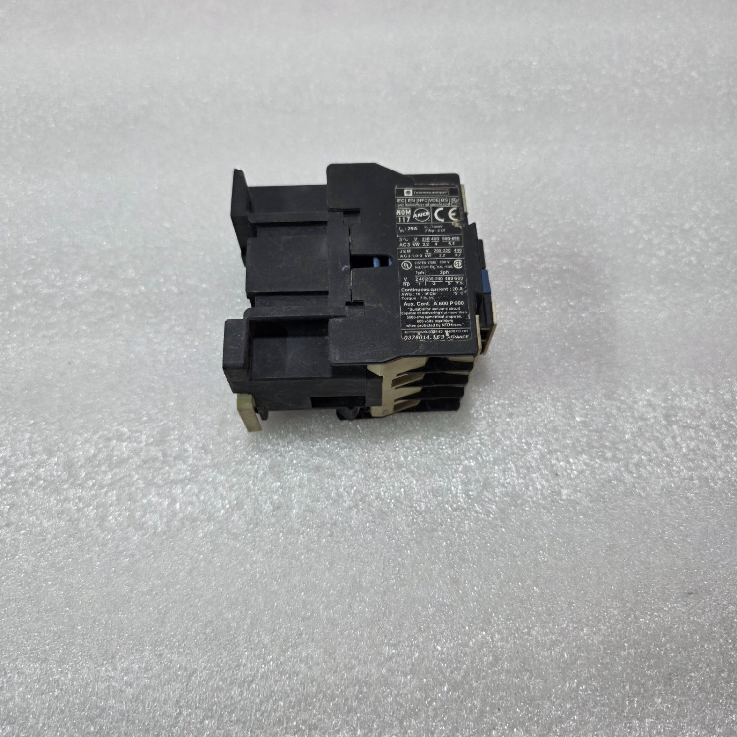 TELEMECANIQUE LC1 D0910 AC CONTACTOR 25A 220-230V 50/60HZ 1NC - Image 3