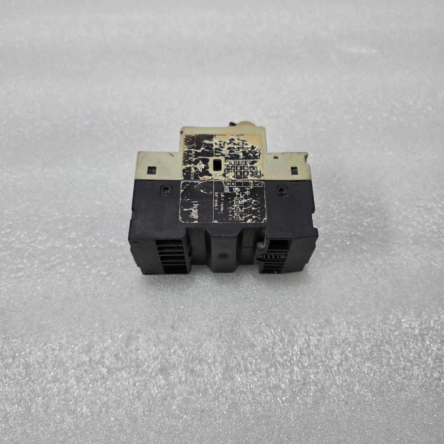 TELEMECANIQUE GV2-RS14 MOTOR CIRCUIT BREAKER 6-10A IEC947 - Image 4