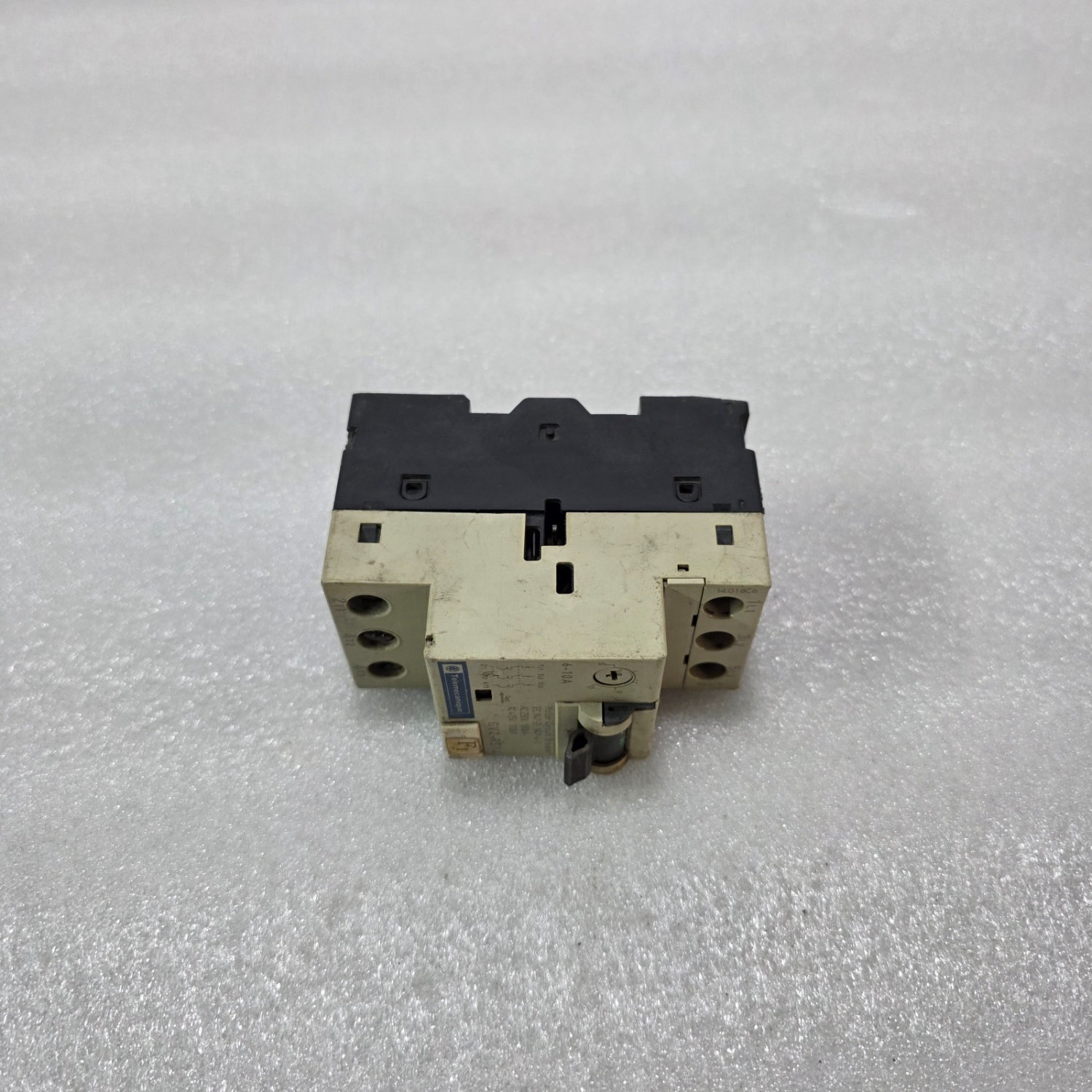 TELEMECANIQUE GV2-RS14 MOTOR CIRCUIT BREAKER 6-10A IEC947 - Image 5