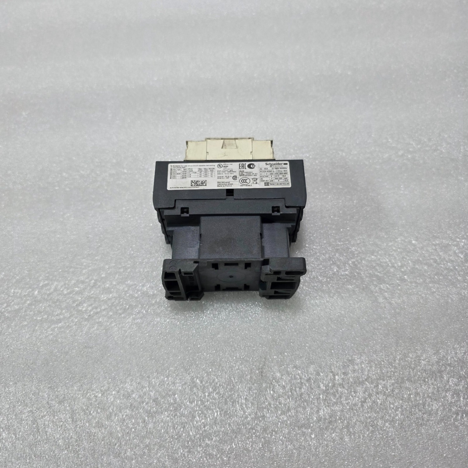 S ELECTRIC LC1D38 TESYS D CONTACTOR 3 POLE 50A 690V WITH AUXILIARY CONTACTS - Image 3
