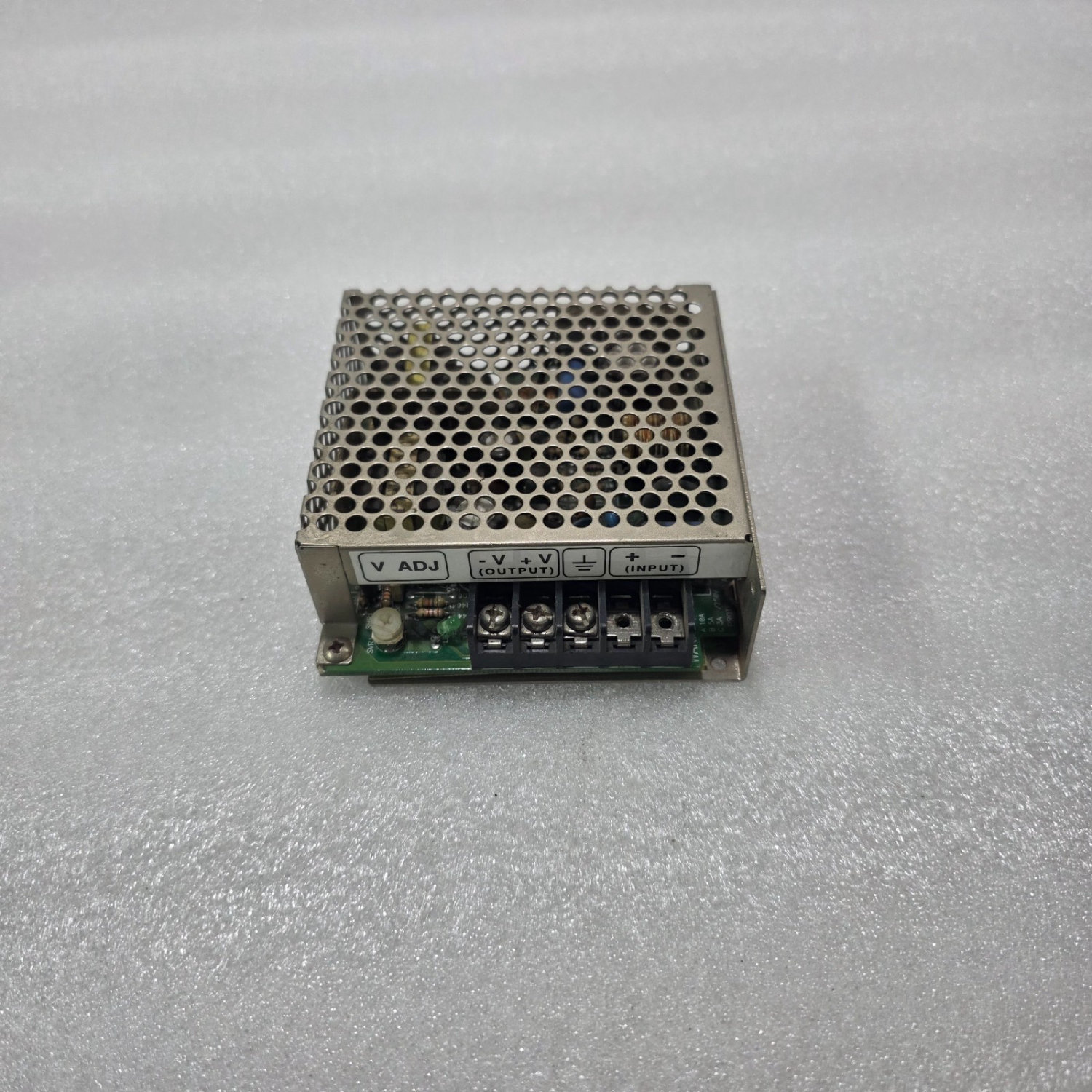 MEAN WELL SD-25B-12 DC-DC CONVERTER POWER SUPPLY INPUT 24V OUTPUT 12V 2.1A 25W