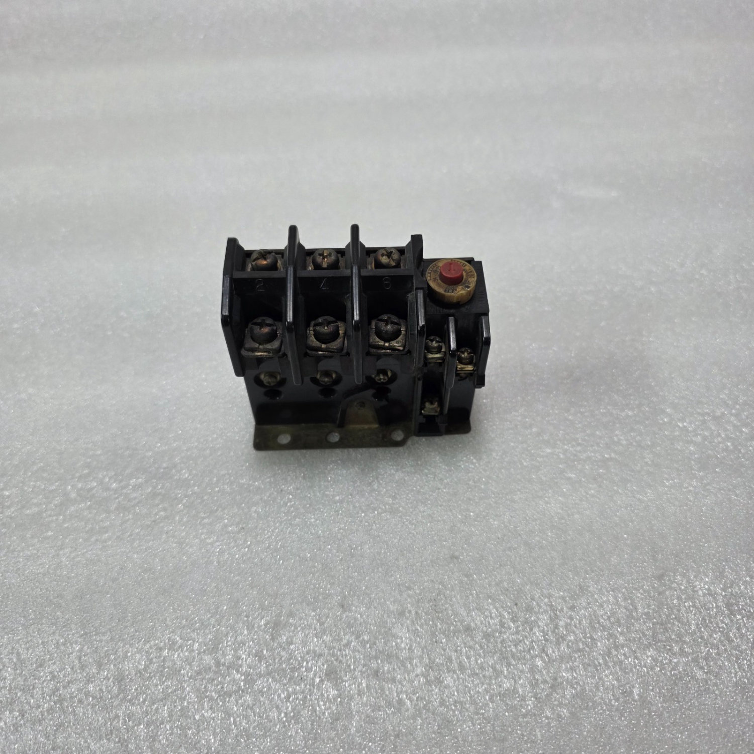 HITACHI THERMAL OVERLOAD RELAY 28A 220V/440V AC AUTO/MANUAL RESET JAPAN