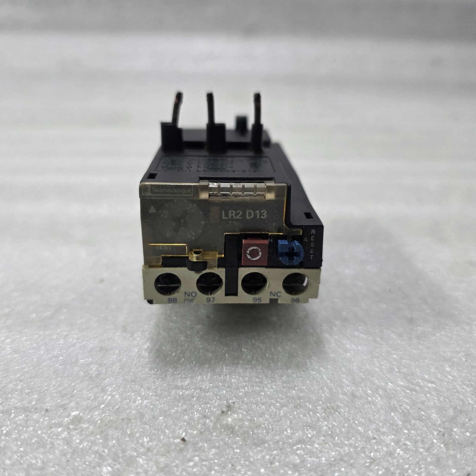 S ELECTRIC / TELEMECANIQUE LR2D1322 THERMAL OVERLOAD RELAY 3 POLE 17-25A