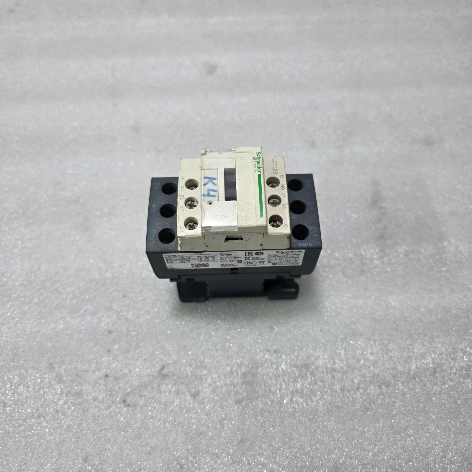 S ELECTRIC LC1D25 3 POLE AC CONTACTOR WITH 1NO + 1NC AUXILIARY CONTACTS 230V AC - Image 2