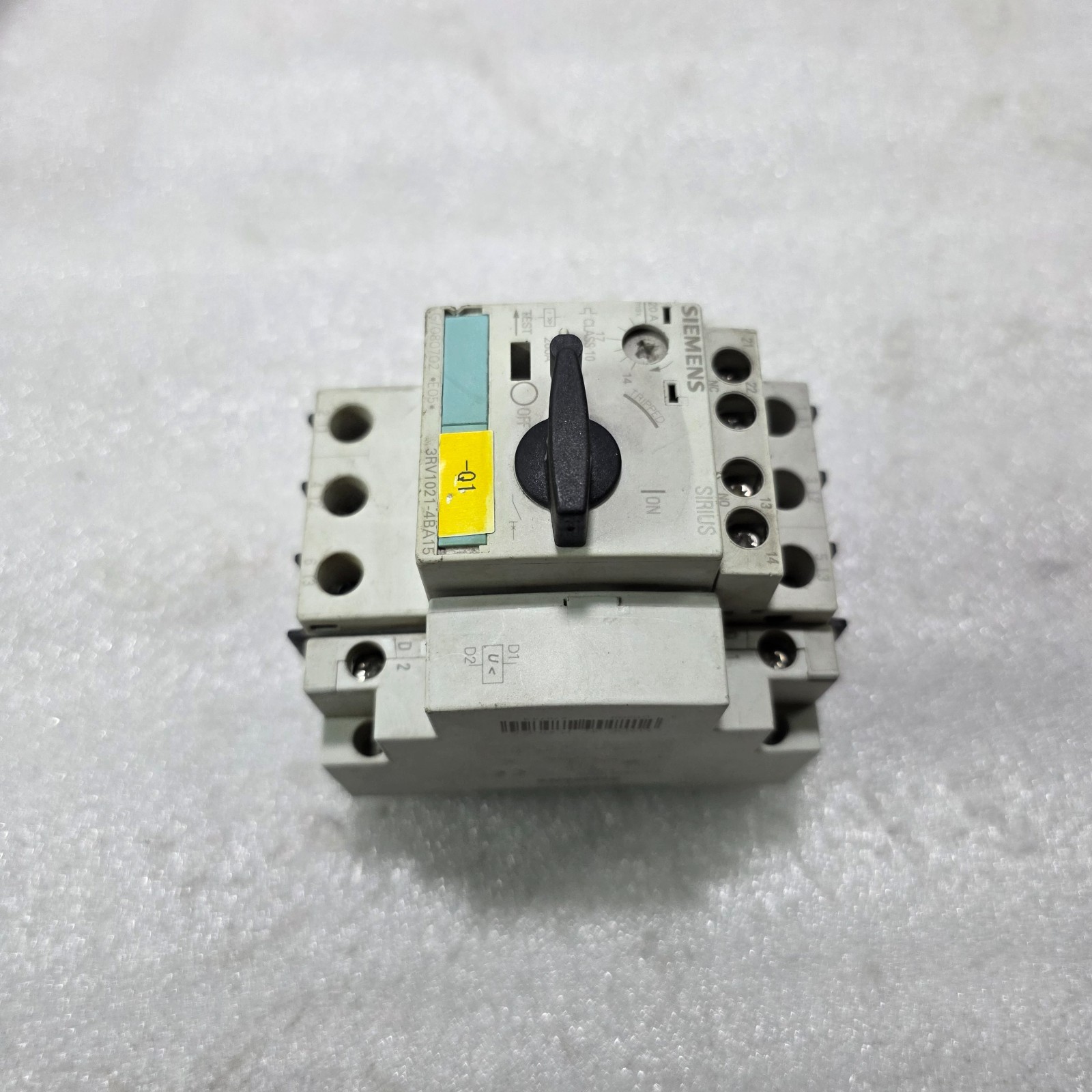 SIEMENS 3RV1021-4BA15 + 3RV1902-1AP0 MOTOR PROTECTION CIRCUIT BREAKER 14-20A - Image 2