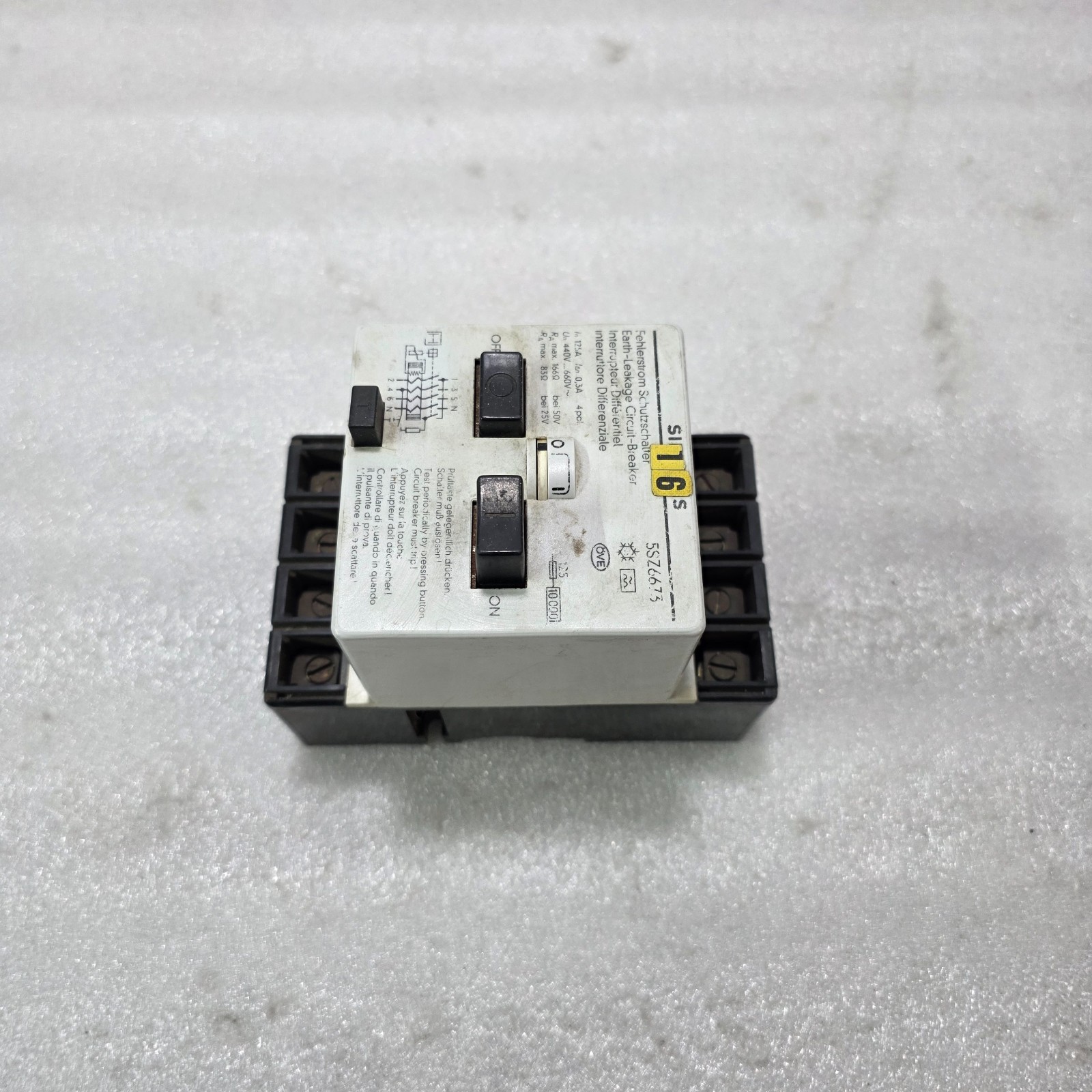 SIEMENS | EARTH LEAKAGE CIRCUIT BREAKER (ELCB / RCD) | 5SZ6673 - Image 2