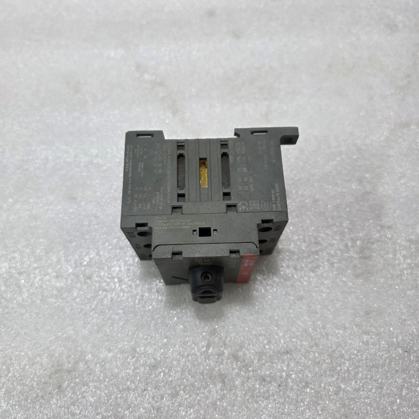 ABB | GENERAL PURPOSE SWITCH / LOAD DISCONNECTOR | OT63F3 - Image 4